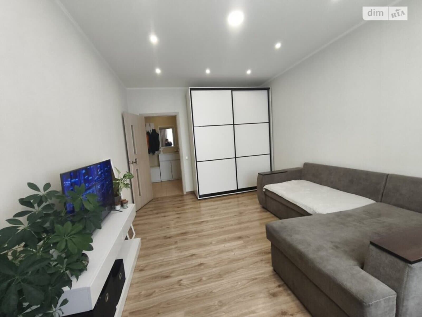 2-bedroom apartment in Kyiv Obolonskyy