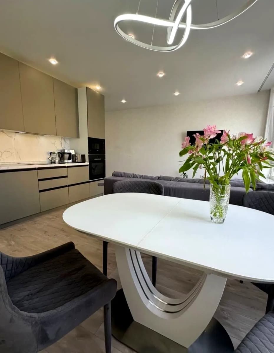 3-bedroom apartment in Kyiv Dneprovskyy