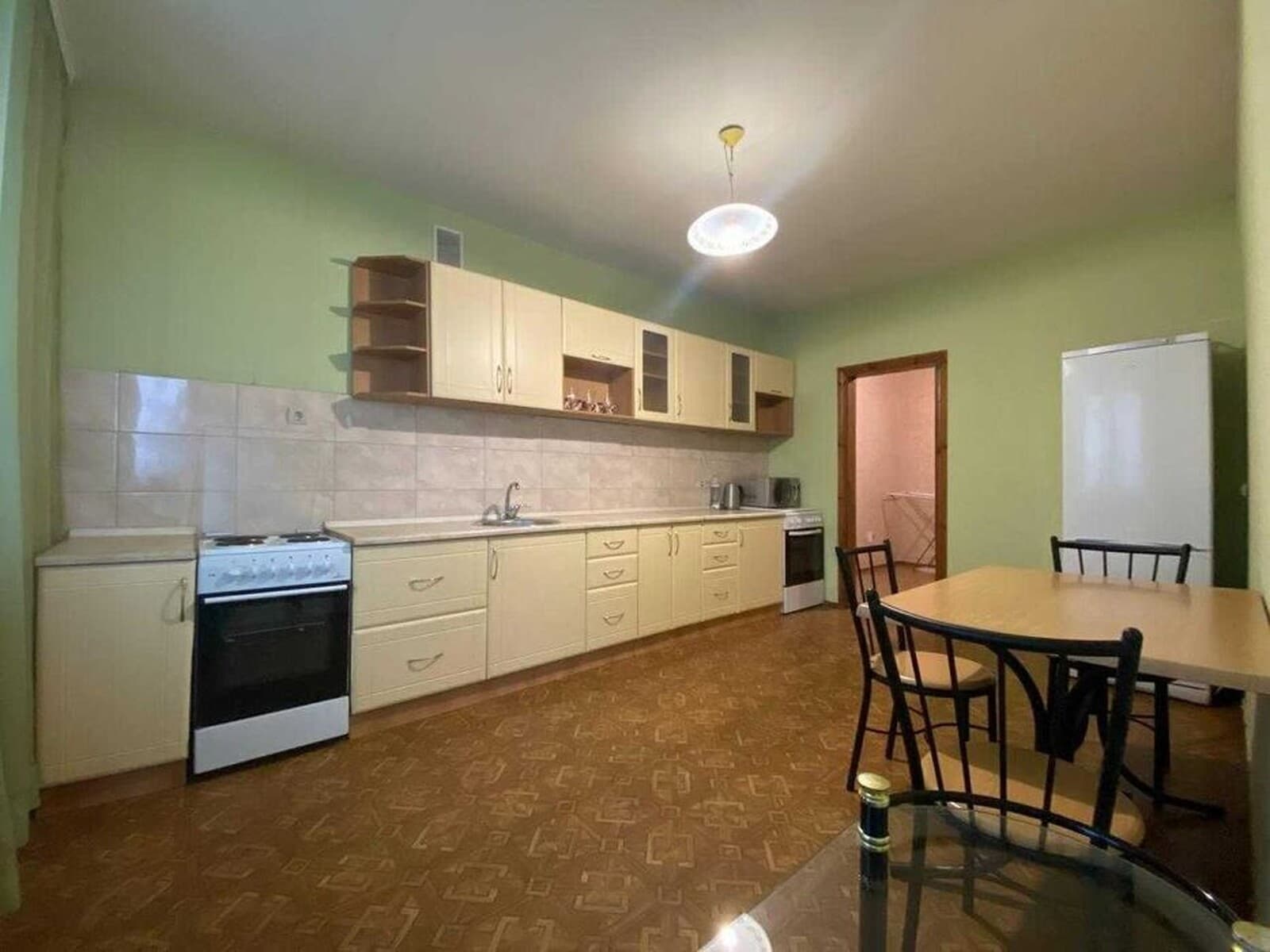 3-bedroom apartment in Kyiv Darnytskyy
