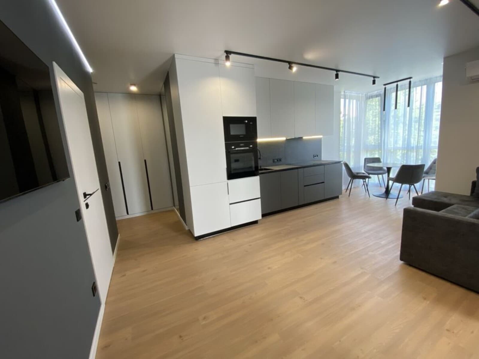 2-bedroom apartment in Kyiv Darnytskyy