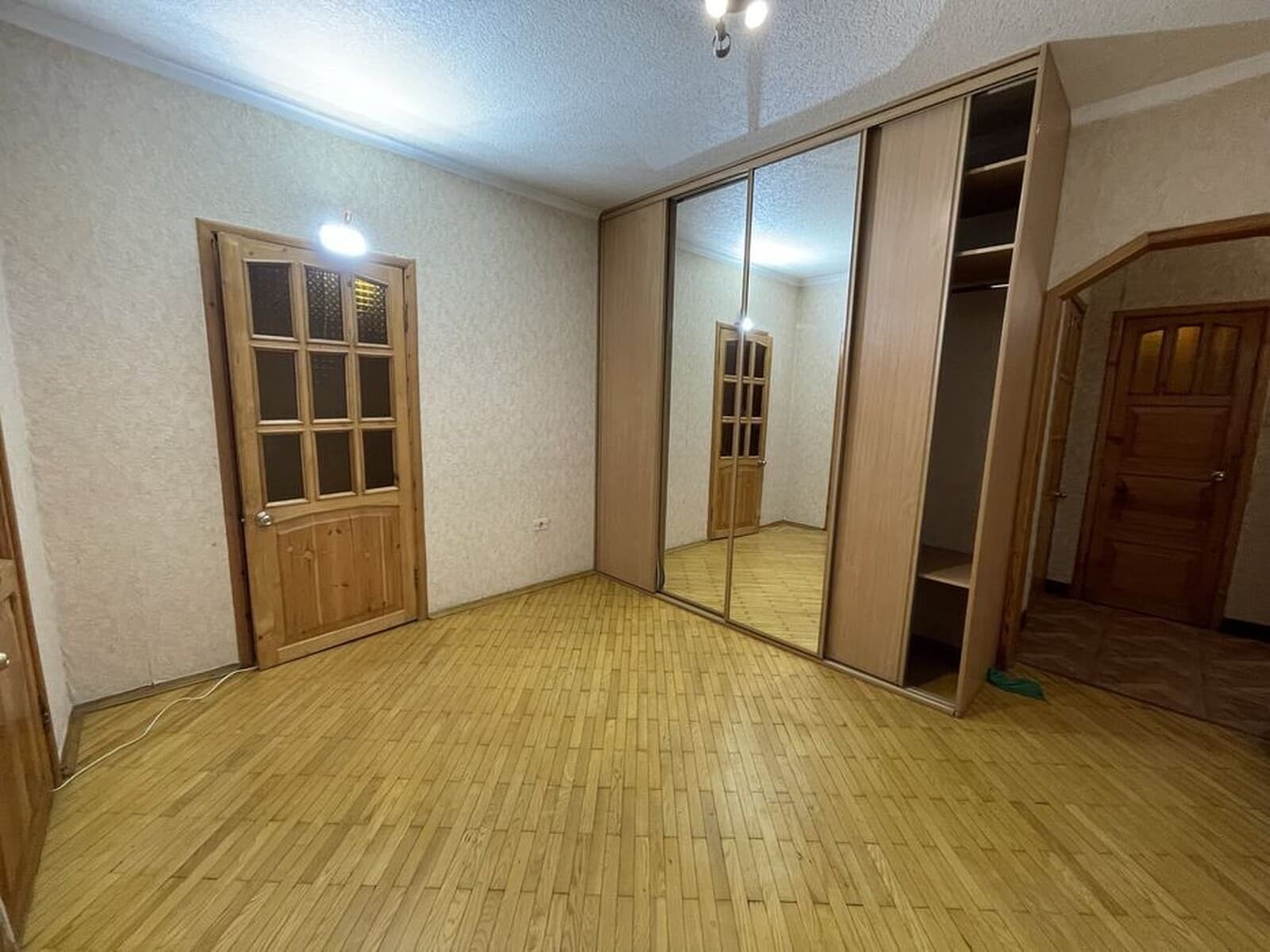 3-кімнатна квартира Київ Дарницький район