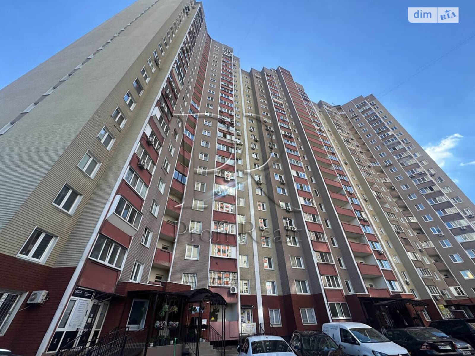 3-bedroom apartment in Kyiv Darnytskyy