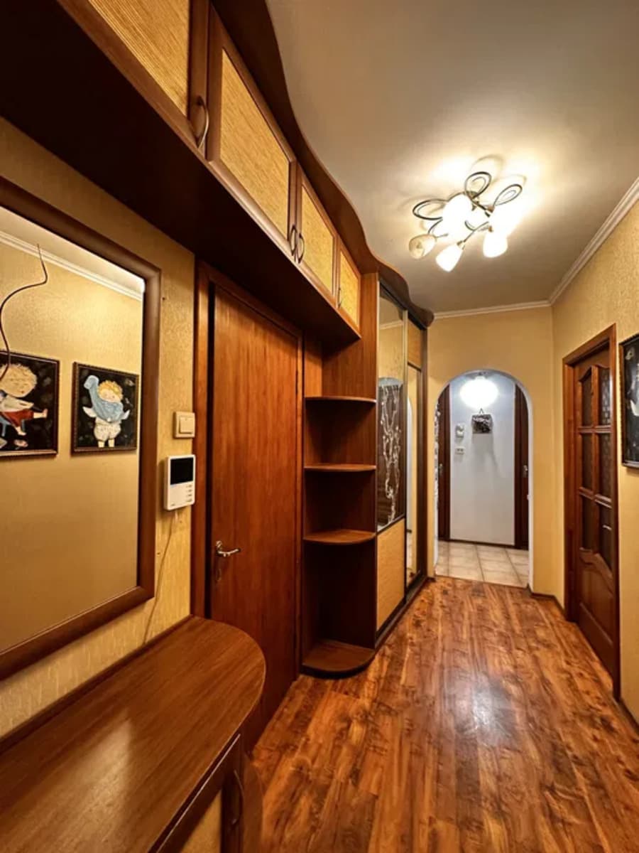 2-bedroom apartment in Kyiv Holoseevskyy