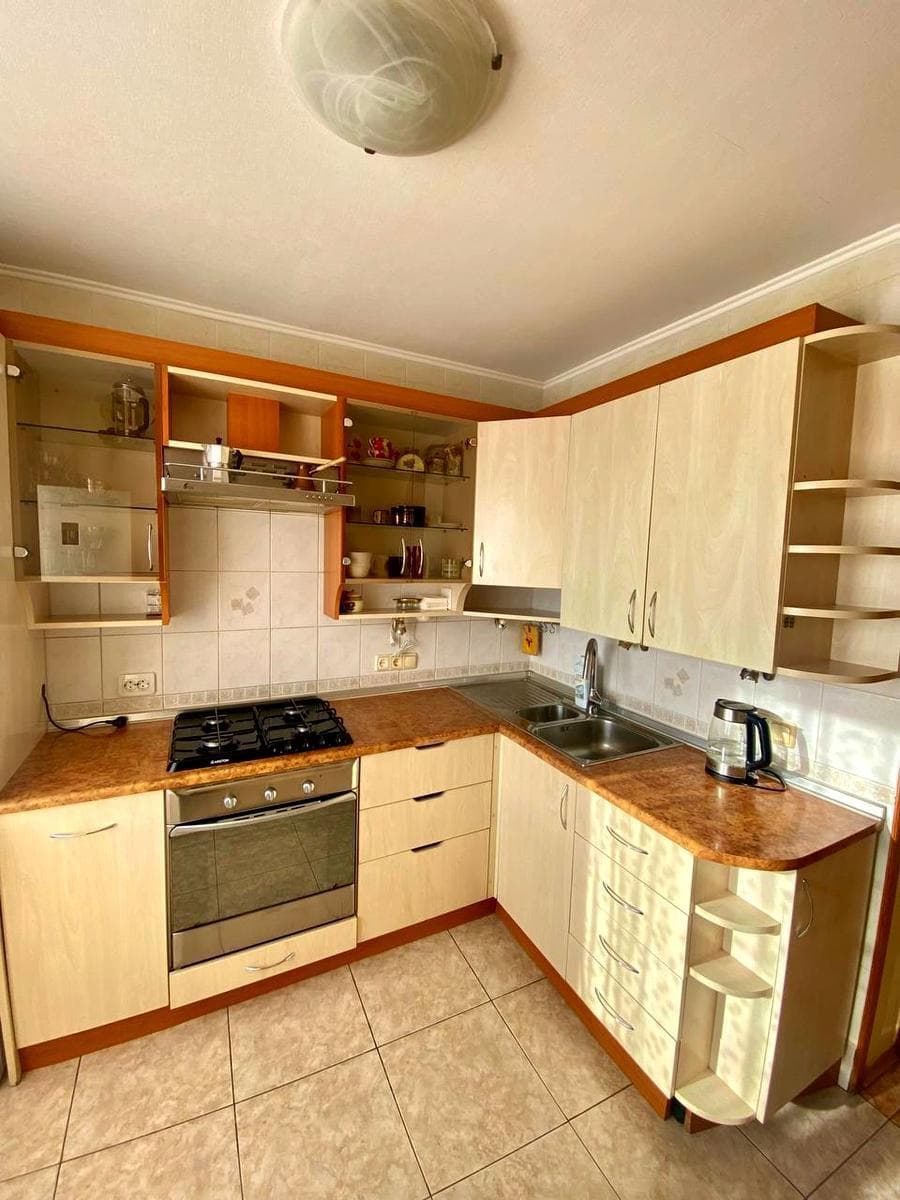 2-bedroom apartment in Kyiv Holoseevskyy