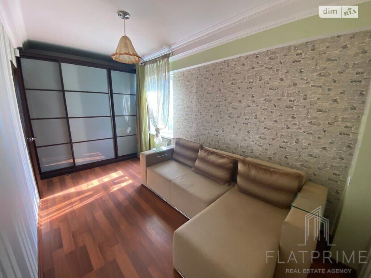 2-bedroom apartment in Kyiv Pecherskyy