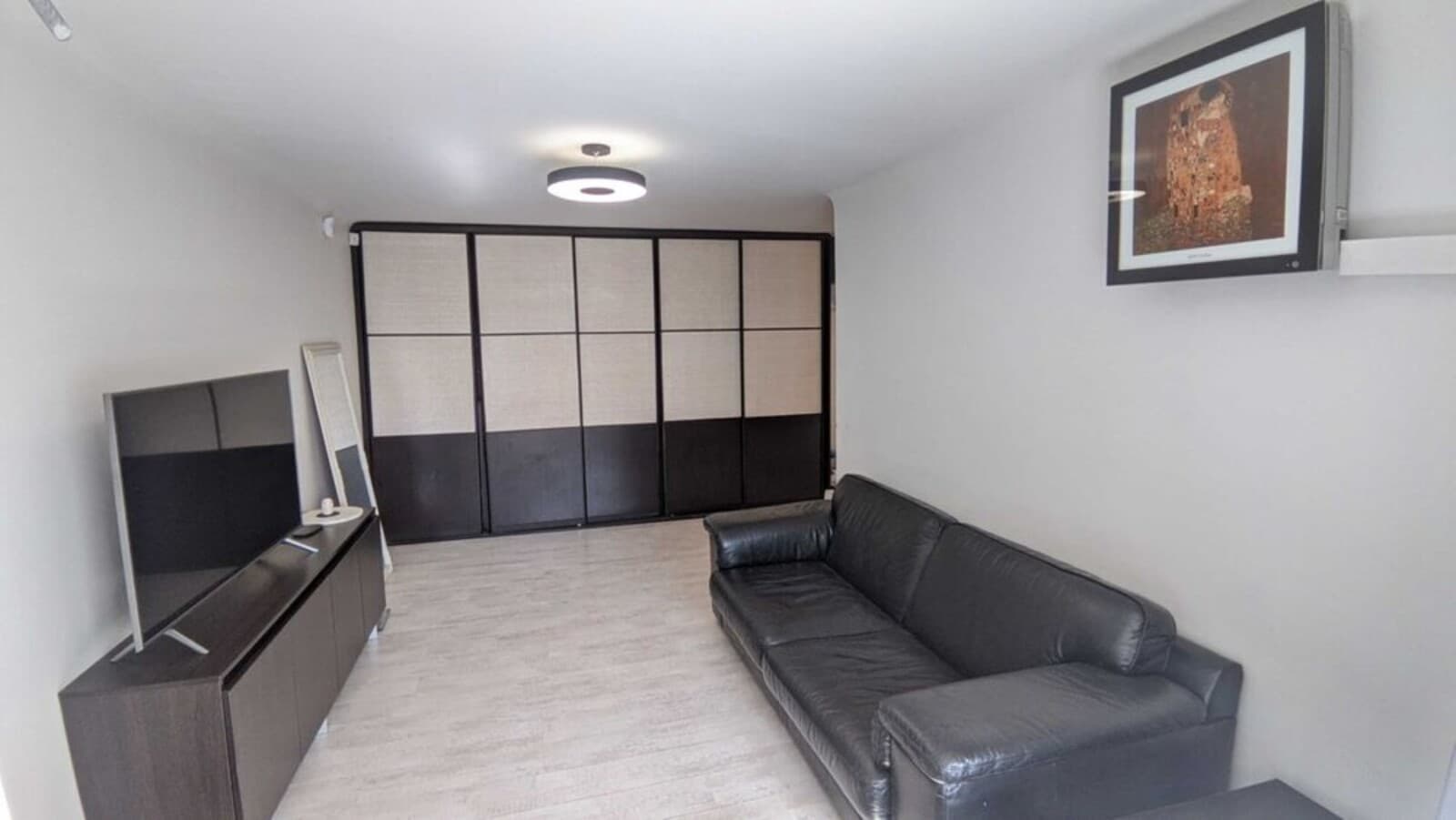 2-bedroom apartment in Kyiv Pecherskyy