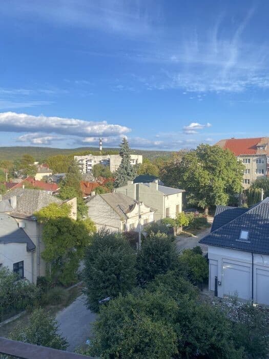 2-bedroom apartment in city