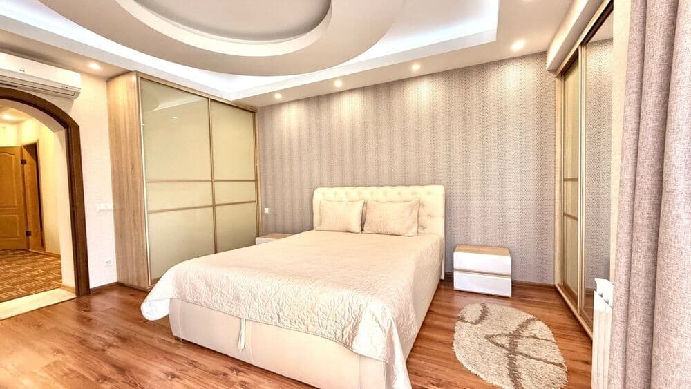 2-bedroom apartment in Kyiv Darnytskyy